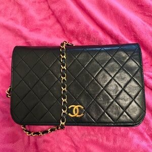 CHANEL Black Quilted Crossbody Bag AUTHENTIC 24K Gold Plated Hardware